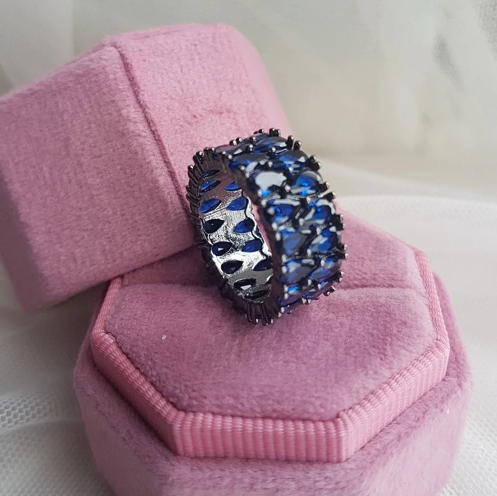 Swarovski Elements Black Finish Royal Blue Teardrop Eternity Band Ring NEW